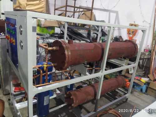 Water Cooled Chilling Plant - 13Tr Single Circuit, 6x4x4 Foot Dimensions, 600 kg Weight