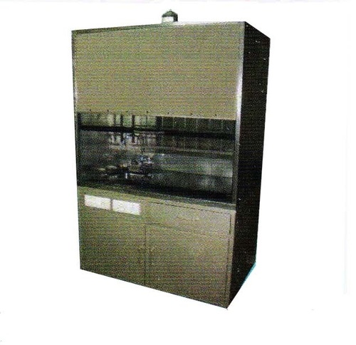 FUME HOOD