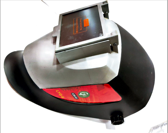 Welding head shield