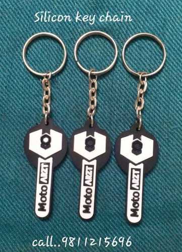 Silicone hot sale rubber keyrings