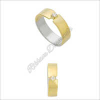 R-210 Mens Diamond Ring Diamond Carat Weight: 1 Carat