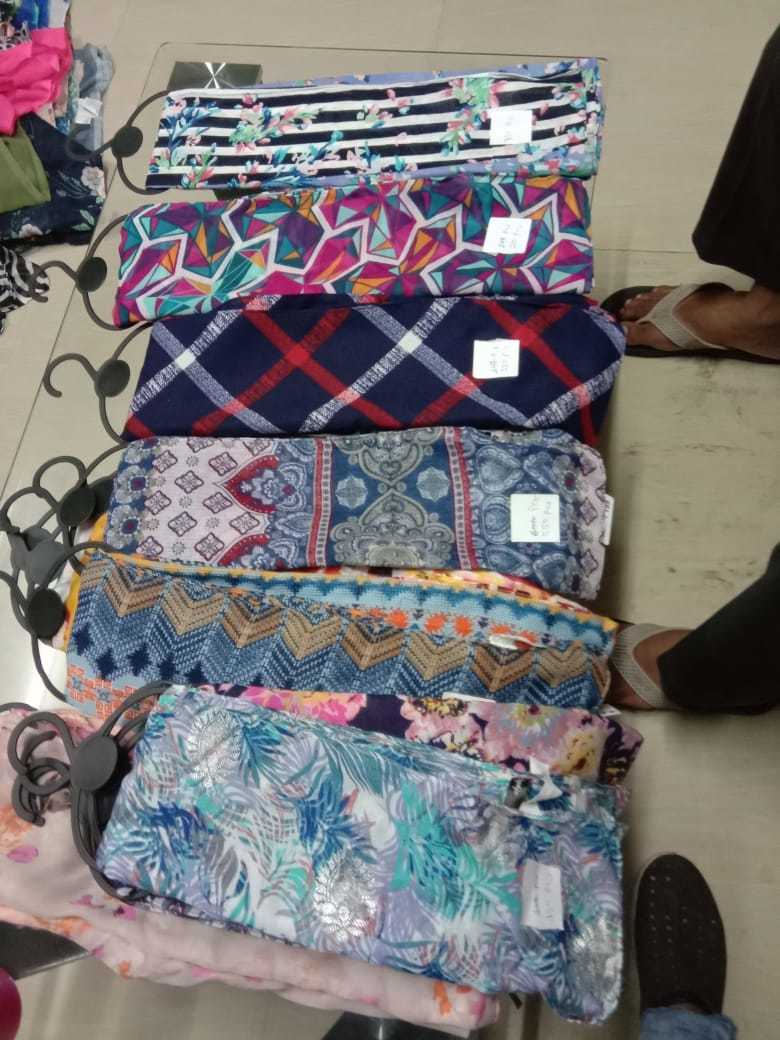 Womens Printed Scarf