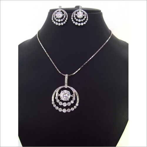 Ladies Designer Pendants Set Gender: Women