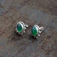 Silvesto India 925 Sterling Silver Natural Green Onyx Oval Shape Antique Gemstone Stud Earring For Women Size: 1.3 Cm