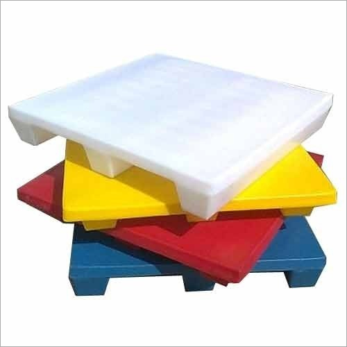 Roto Moulded Plastic Pallet