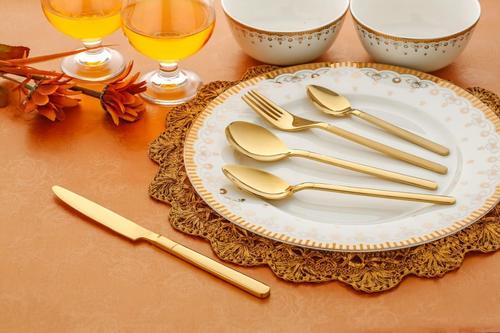 Golden Gold Plated Cutlery Set