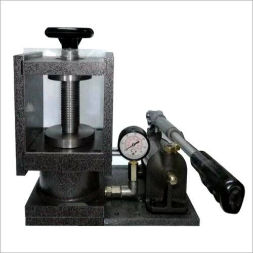 Laboratory Hydraulic Press Equipment Materials: Cast Iron