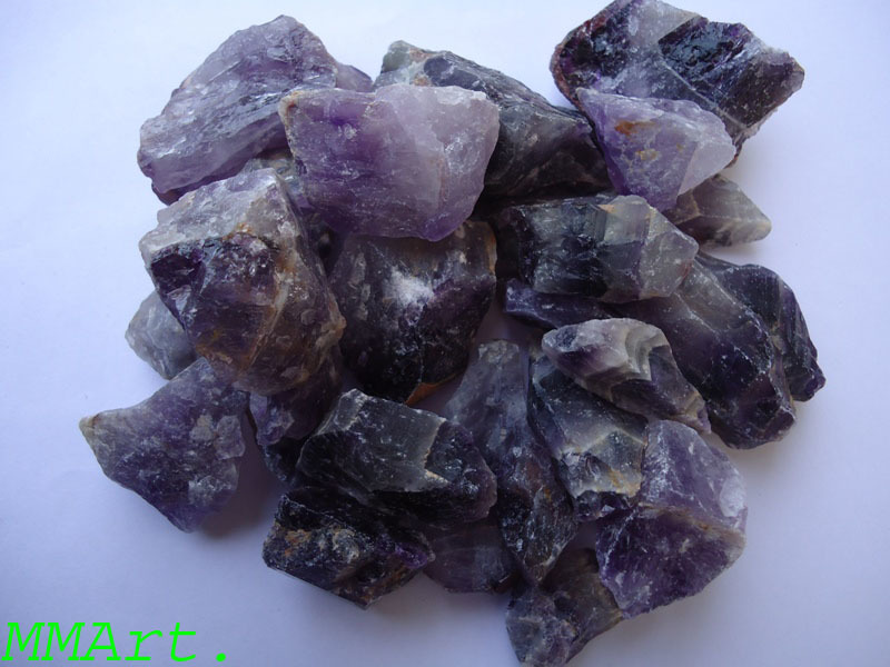 Precious tumbled Amethyst Pebbles stone for jewellery manufacturer