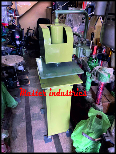 Hydraulic Sole Cutting Machine