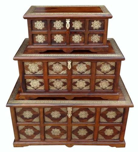 brass fitted trunk box