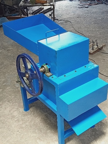 Commercial Semi Automatic MS Copra Cutter