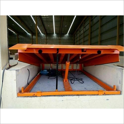 Industrial Hydraulic Dock Leveler By NEWGEN MATERIAL HANDLING EQUIPMENTS