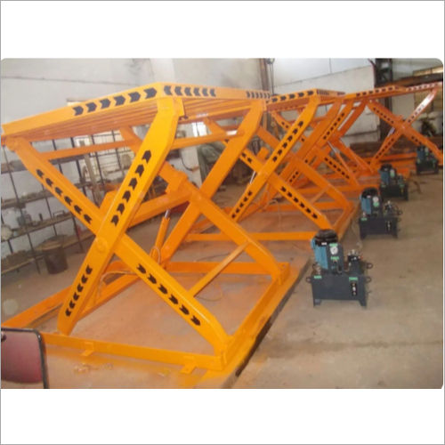 Industrial Hydraulic Lifting Table Lifting Capacity: 200  Kilograms (Kg)