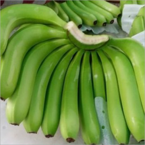 Raw Banana By SHREE SANT MUKTAI INDUSTRIES PVT. LTD.