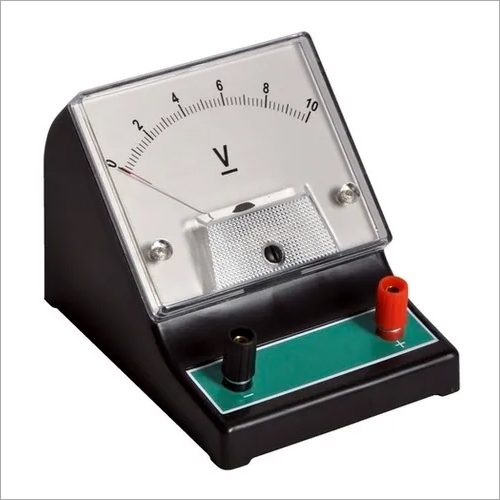 VOLTMETER MOVING COIL By DIWAKAR INSTRUMENTS COMPANY