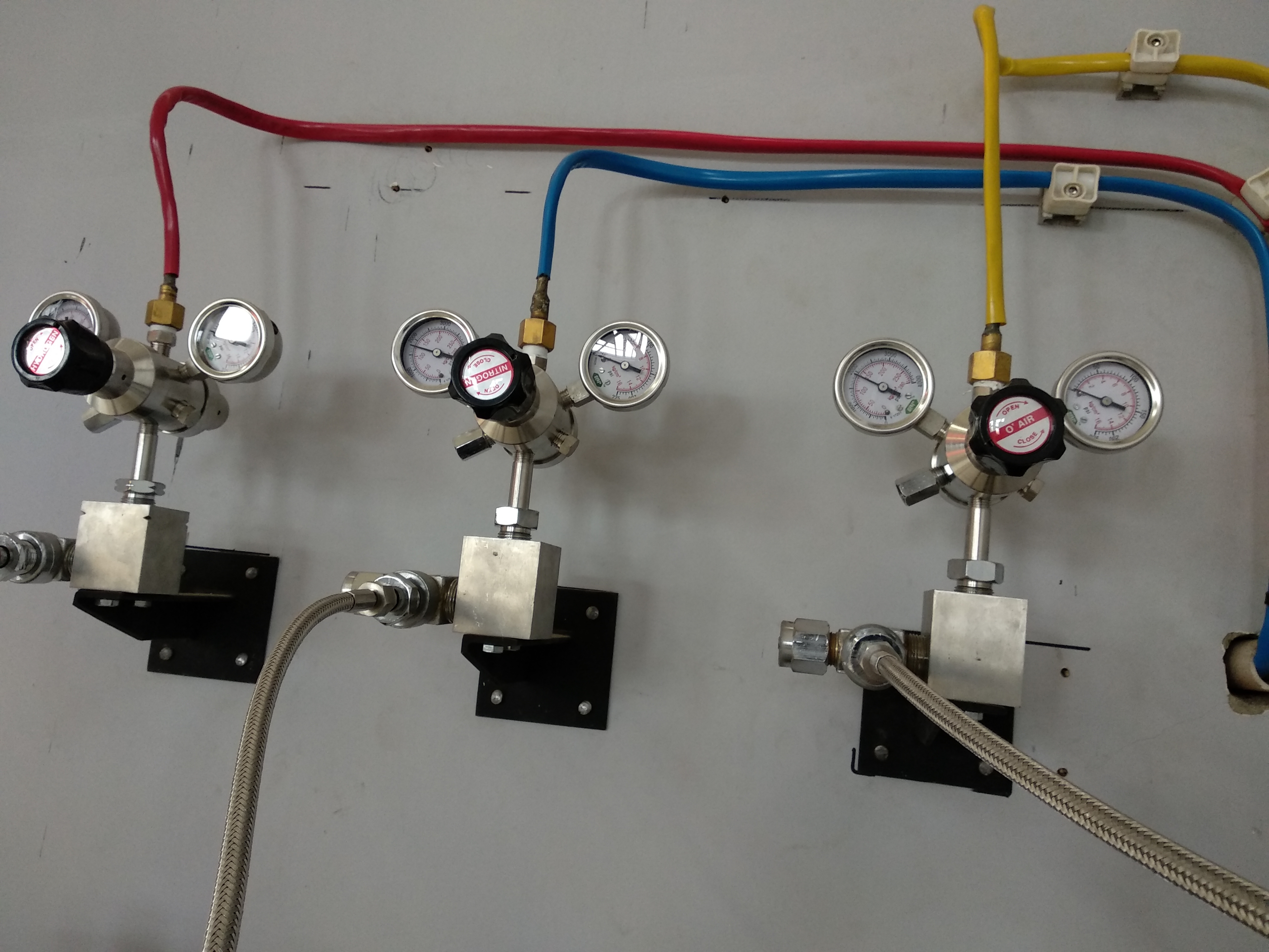 oxygen gas line Connection