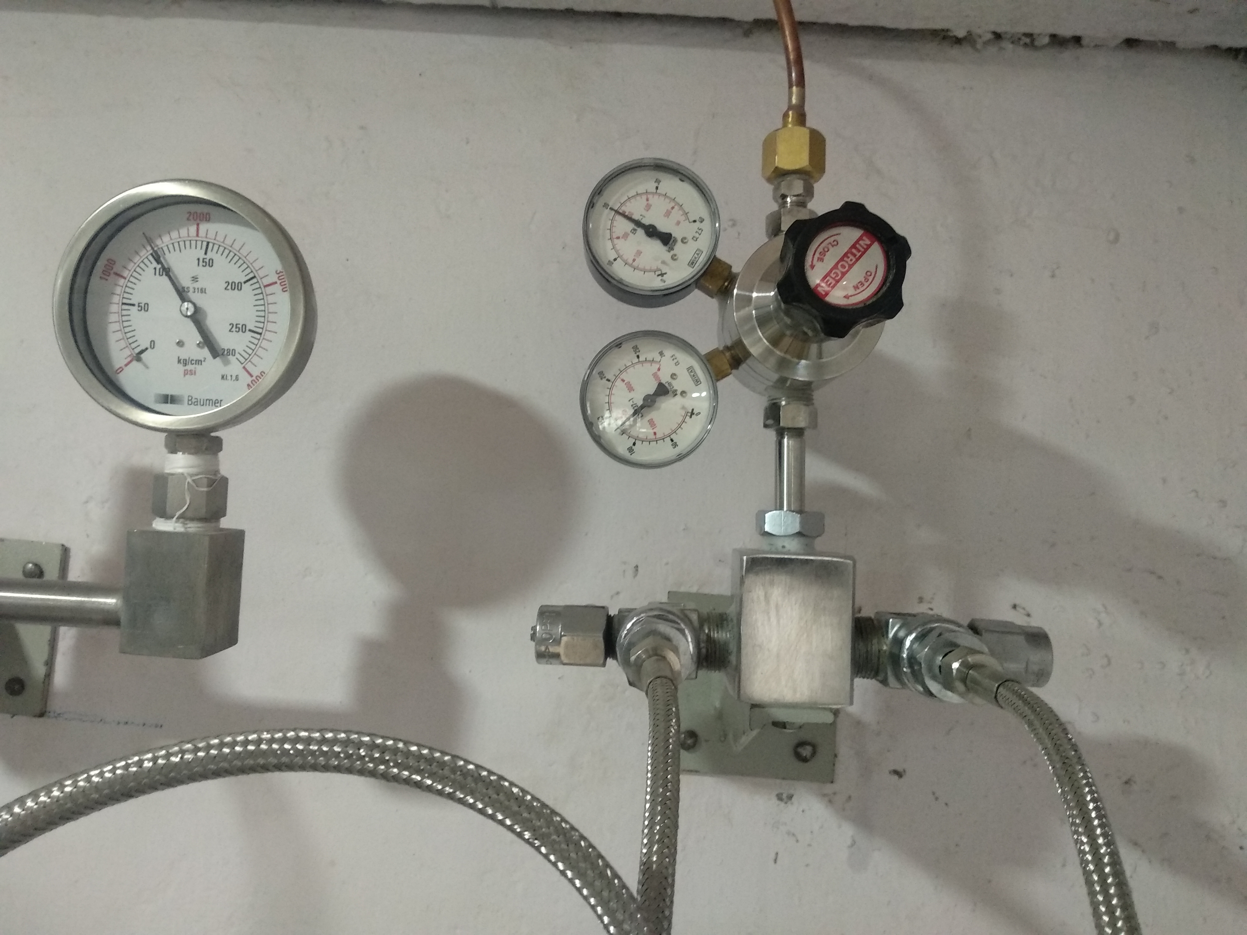 oxygen gas line Connection