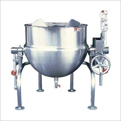 Steam Jacketed Kettle Capacity: 300 L Liter/Day