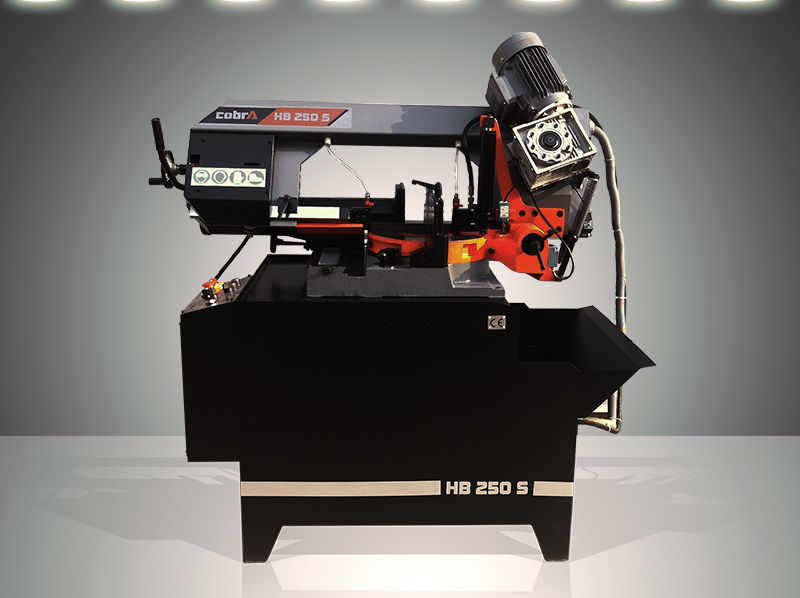 Metal Cutting Bandsaw Machine