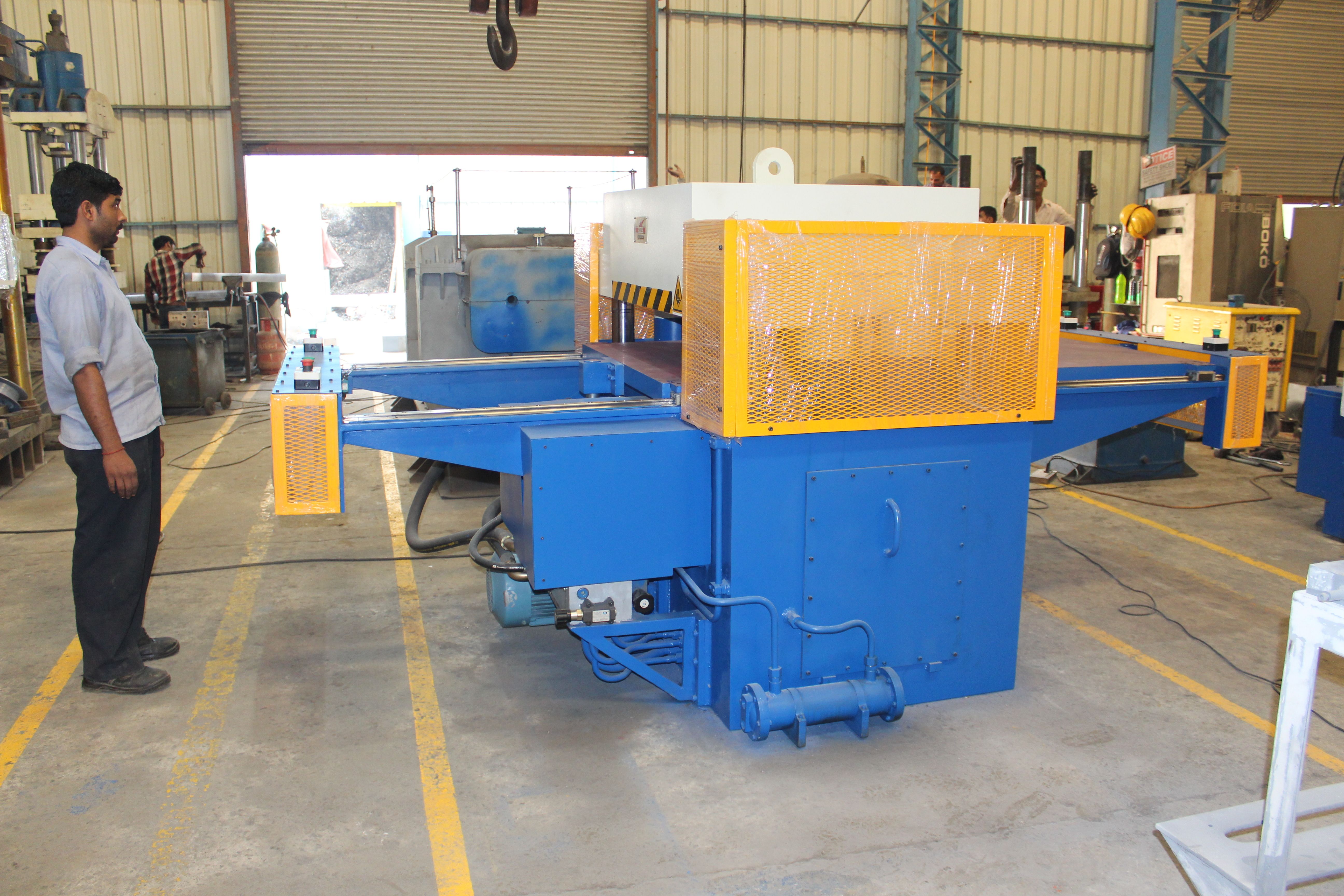 Hydraulic Auto Feeding & Cutting Machines