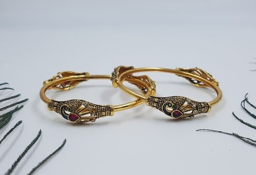 Traditional Bangle Gender: Women