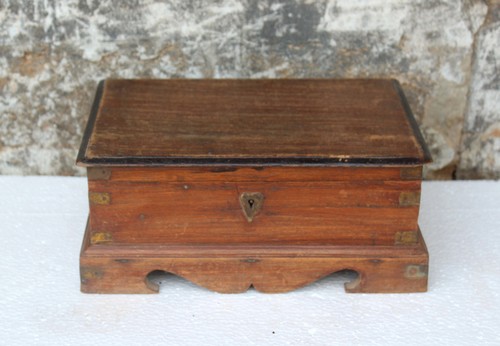 Wood Antique Jewelry Box