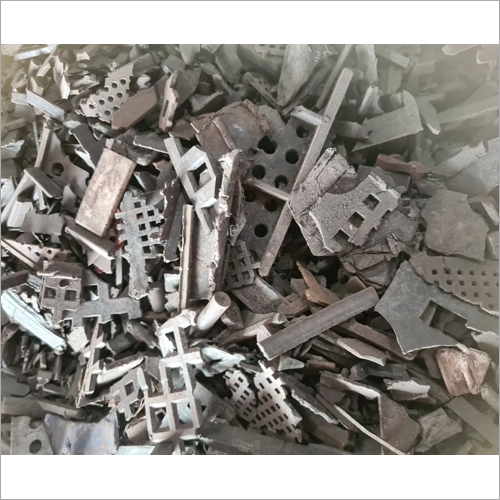 PP Jali Grinding Scrap - LD Scrap, Different Sizes Available, Black Color, Versatile Shape for Industrial Usage