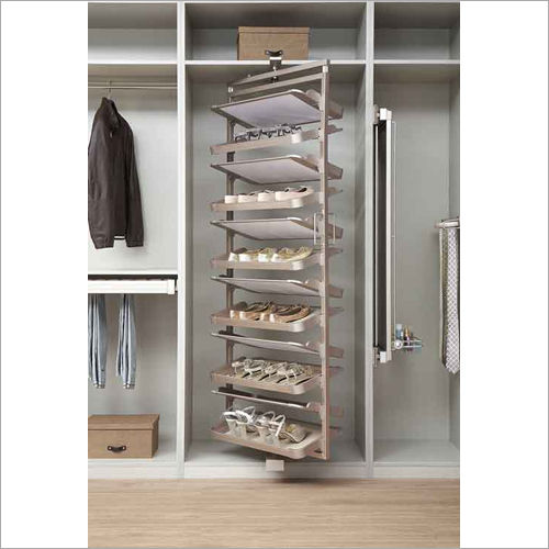 Wardrobe Shoe Rack Application: Showroom