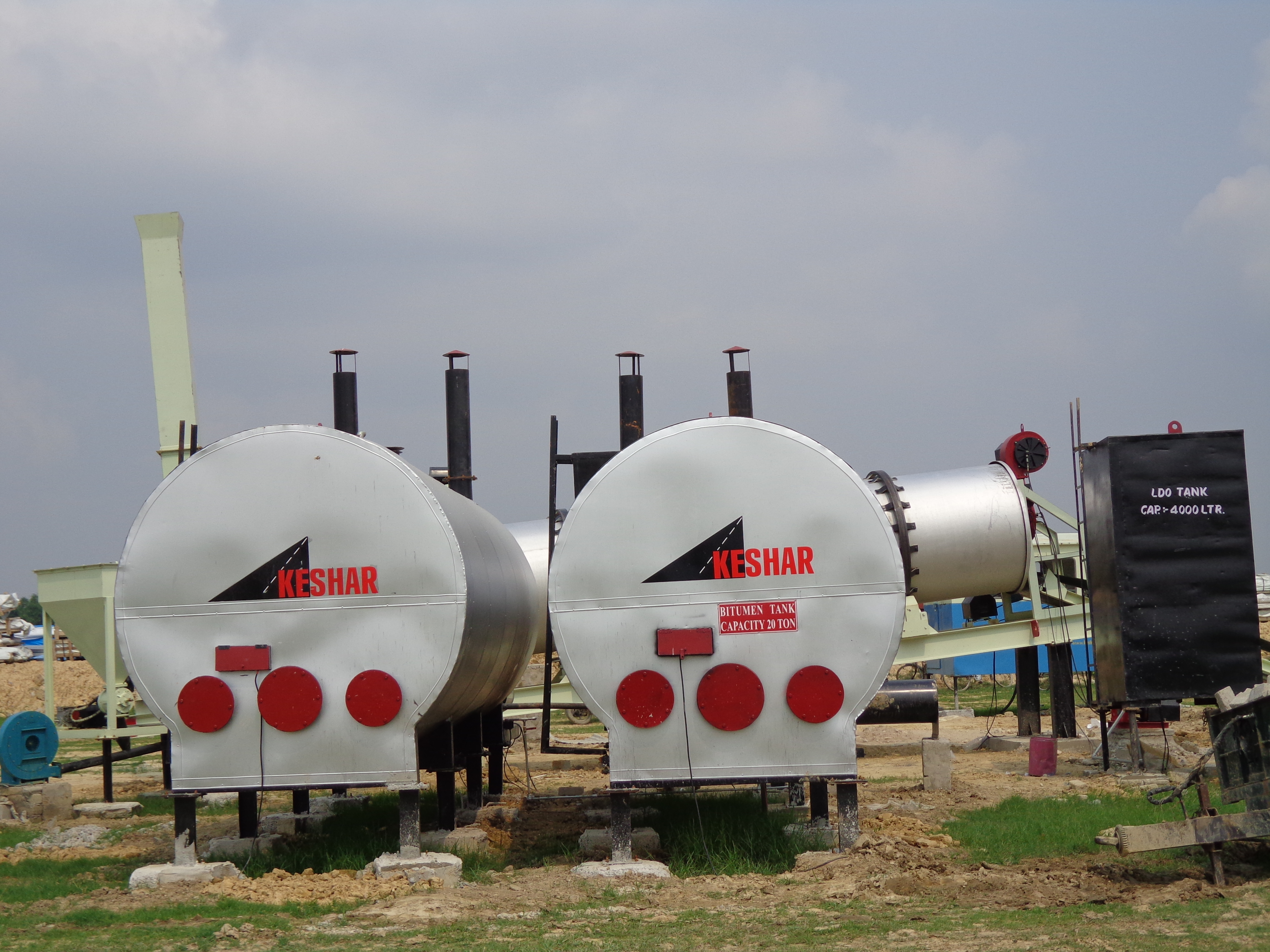 Bitumen Heating And Storage Tanks