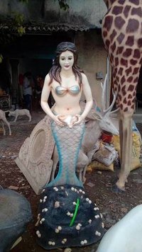 Wedding Fiber Statue - Fiberglass, 4ft Silver Glossy Finish | Easy Installation With Concrete Base