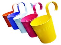 Multi Color Metal Round Galvanized Railing Planter