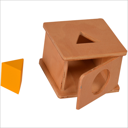 Imbucare Box with Triangular Prism