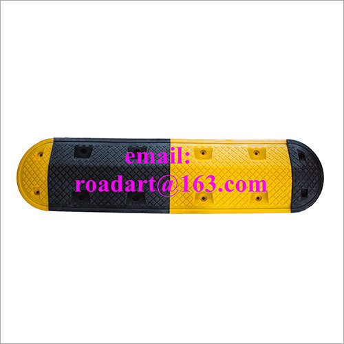 Roadart Rubber Speed Hump