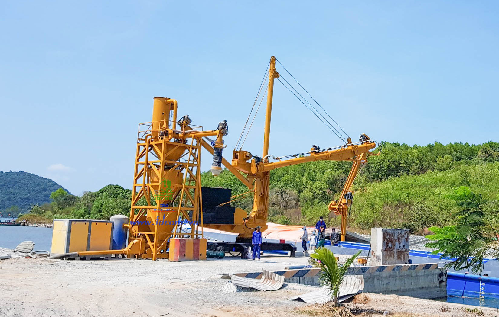 Cement Ship Unloader Combine Cement Weighing Hopper. Capacity 50 T/H