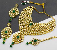 Attractive New Design Gold Plated Necklace Set For Women (Green and White)