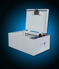 White And Black Uv Chamber (9l)