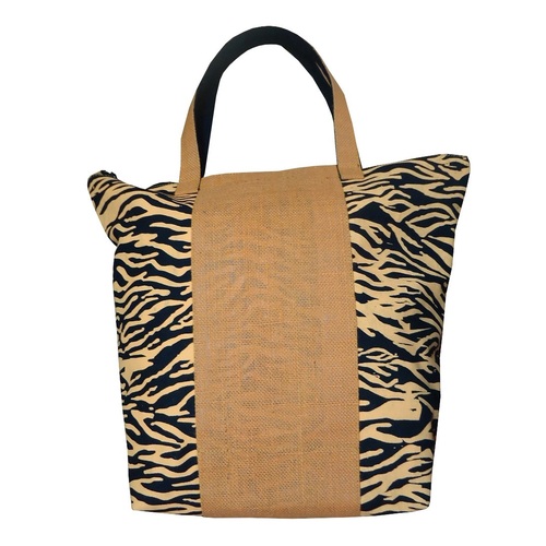 Designer Handbag With Self Handle