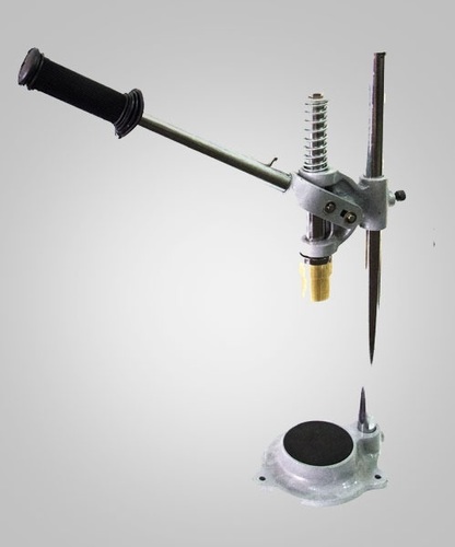 Manual Crown Capping Machine