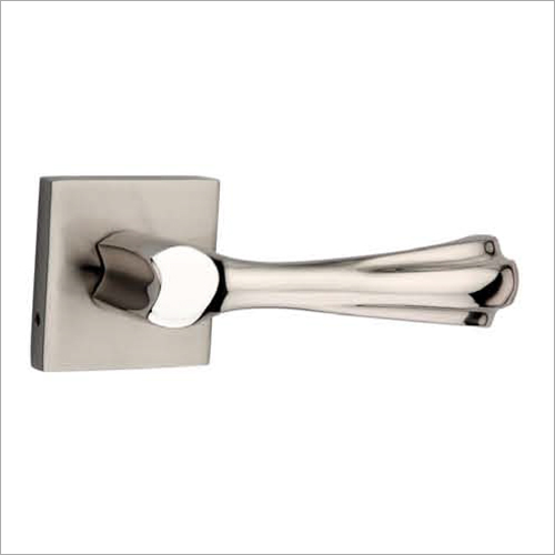 BR 1017 Brass Rose Handle