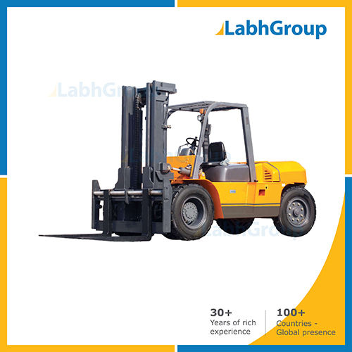 Forklift For Construction Capacity: 10000 Kg/Hr