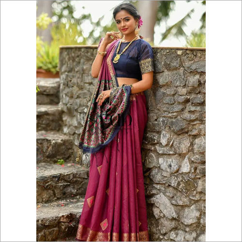 Ladies Purple Designer Handloom Cotton Weaving Saree 