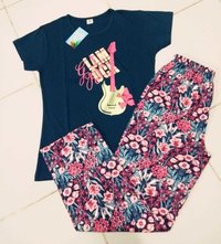 Knitted Kids Wear