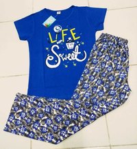 Knitted Kids Wear