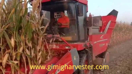 4 rows corn harvester