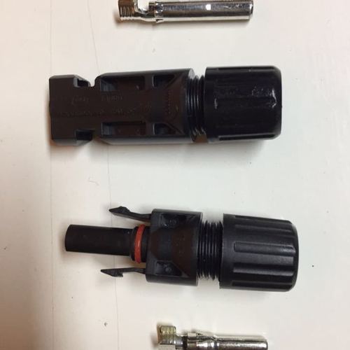 MC4 CONNECTORS