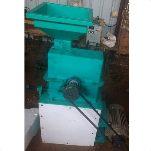 Coconut Cutting Machine