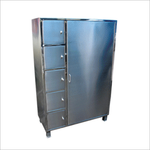 Stainless Steel Visitor Apron Cabinet By SHRI HARBHAJAN APPLIANCES