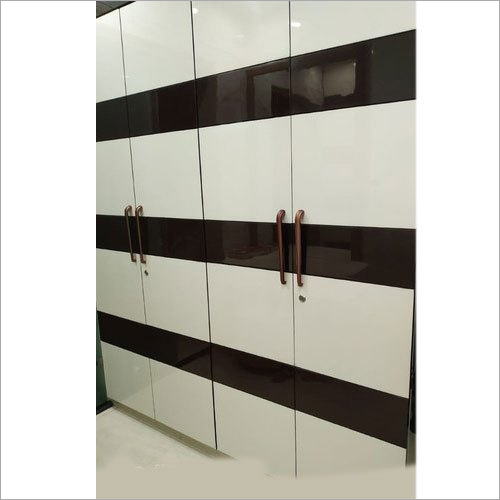 Bedroom Wooden Wardrobe manufacturer