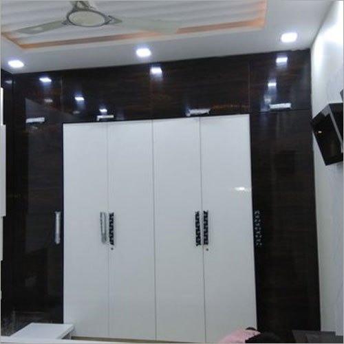 White Wooden Wardrobe manufacturer