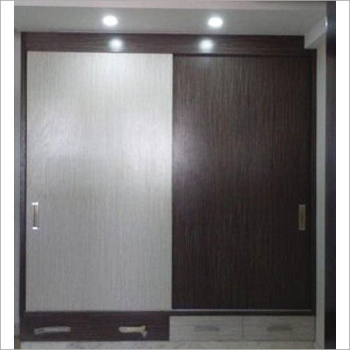 7 Feet Wooden Wardrobe